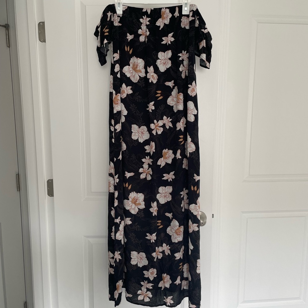 Dainty Hooligan Maxi Dress
